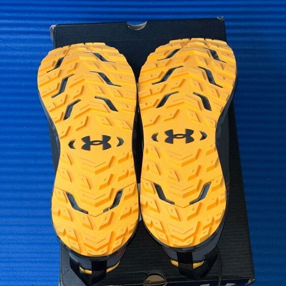Size 8- Men’s Under Armour Charged Bandit Trail 2 3024186-104 Running Shoes NEW - Picture 8 of 8